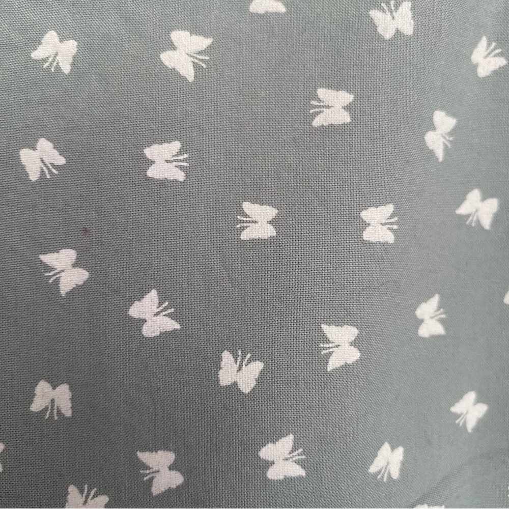 Little Earth Sage Green Butterfly Print Fabric size 3-4 kids - Picture 5 of 8